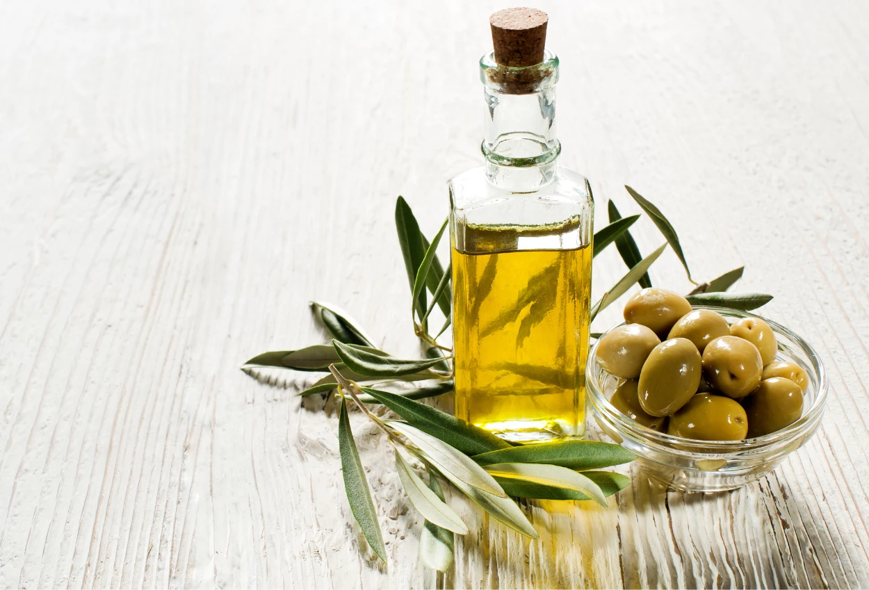 Manfaat minyak zaitun untuk kulit dari anti aging hingga atasi jerawat