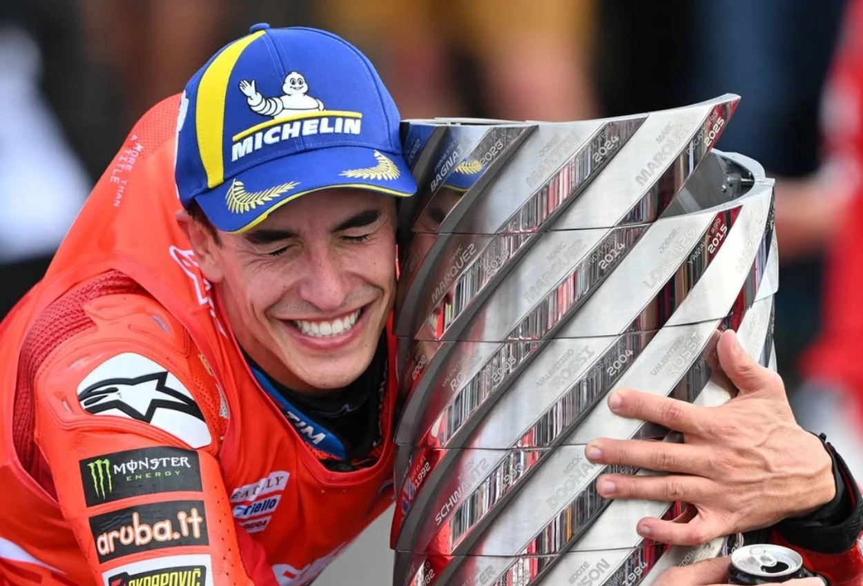 Marc marquez kunci gelar juara dunia motogp 2025 di motegi