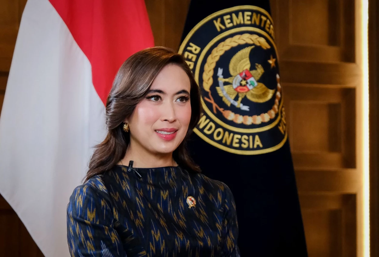Menpar widiyanti buka suara soal isu mandi air galon saya paling jarang merepotkan