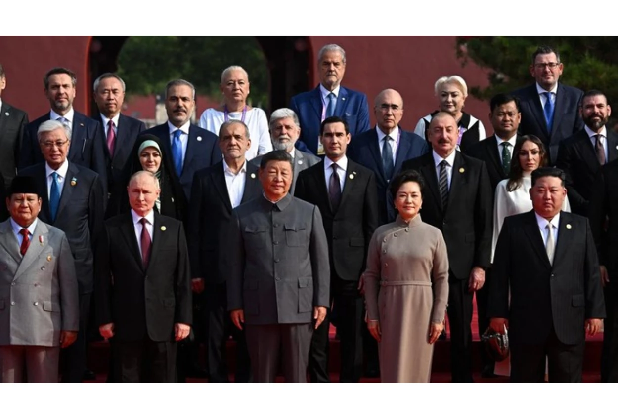 Momen prabowo, putin, xi jinping, dan kim jong un foto sejajar saat kunjungi china