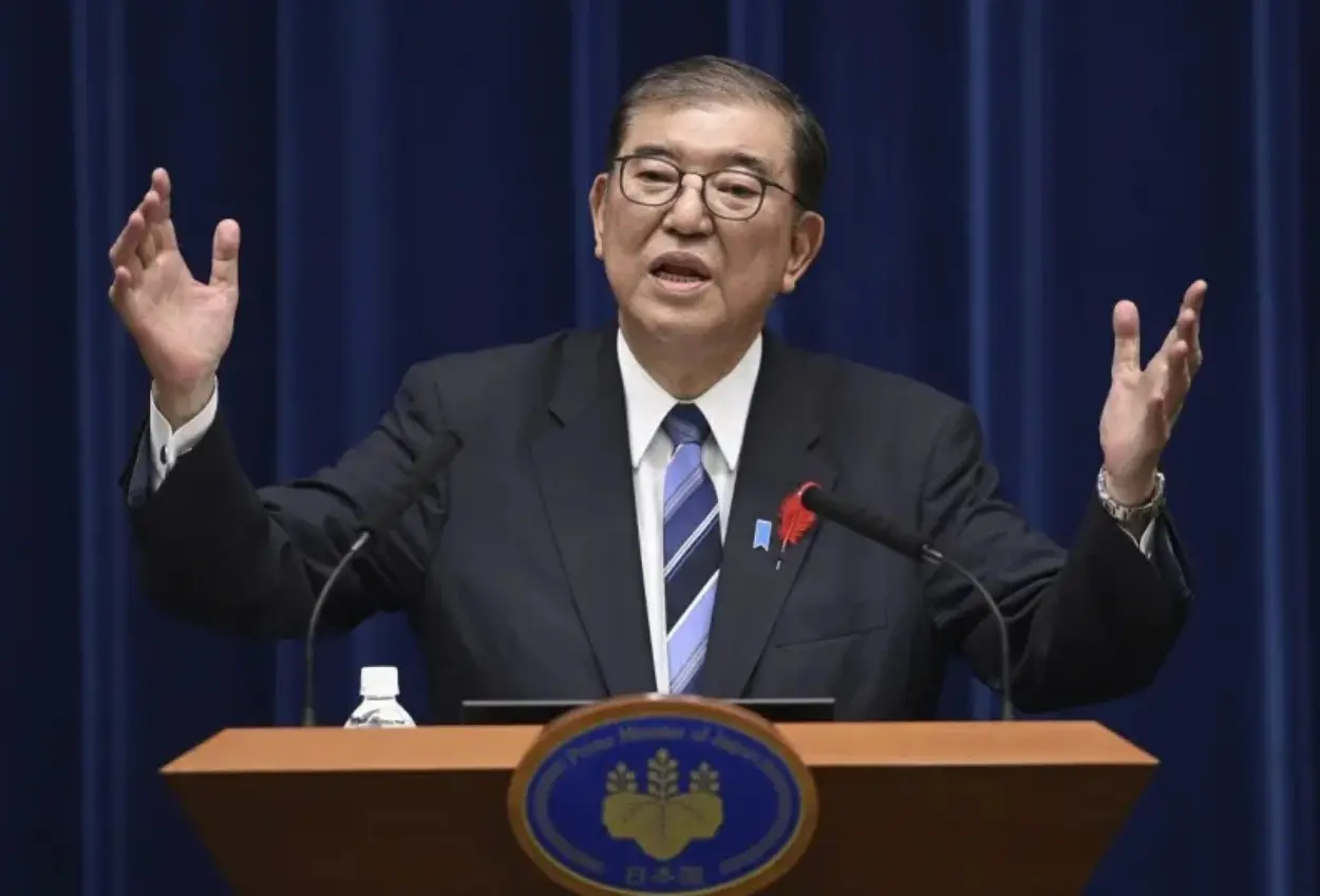 Pm jepang shigeru ishiba mundur dari jabatannya