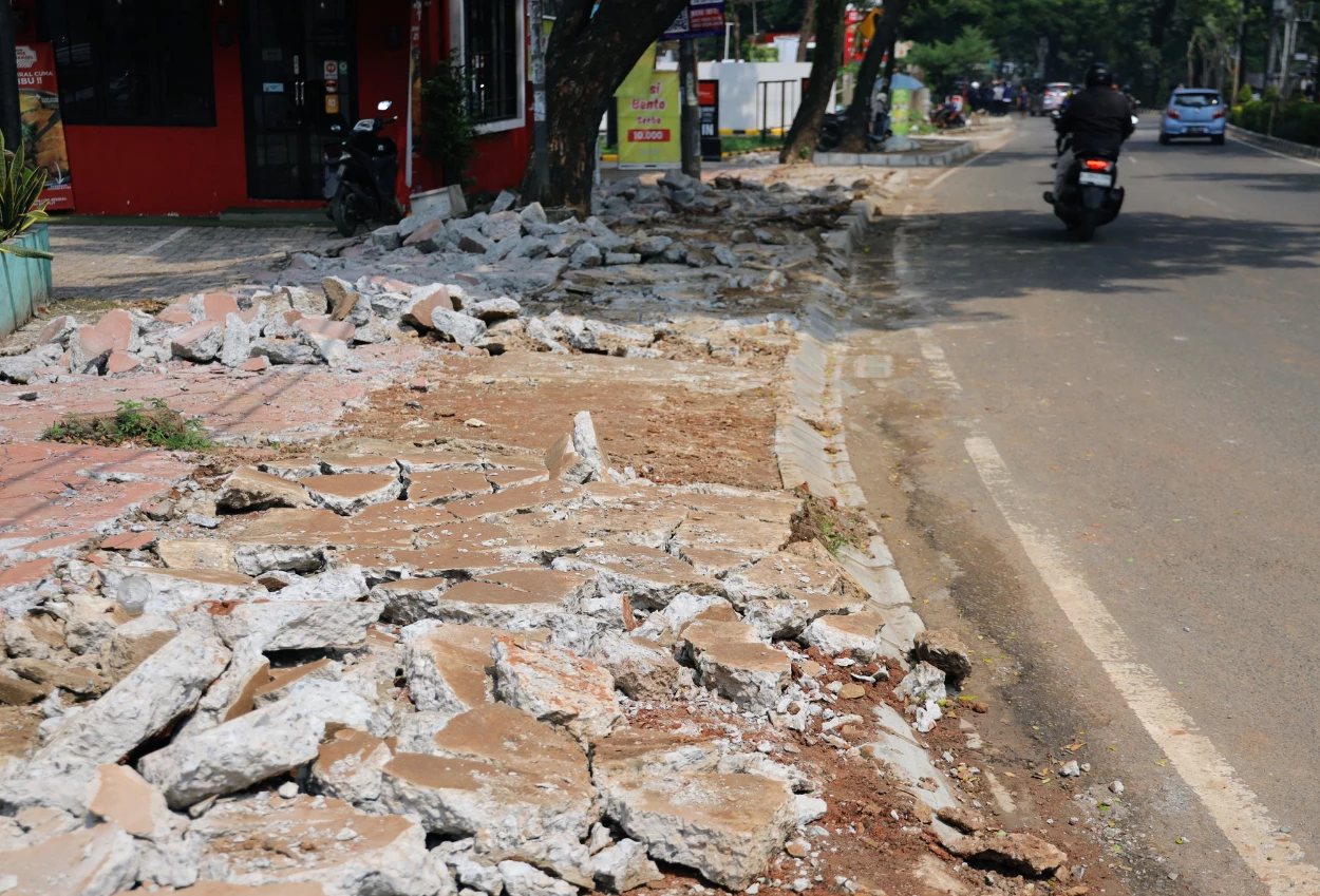Pemerintah tangsel revitalisasi pedestrian ciater ramah difabel, gelontorkan dana rp7 miliar