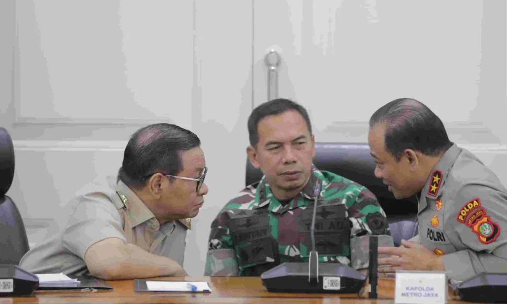 Pemprov jakarta gelontorkan rp55 m untuk perbaiki halte tj stasiun mrt rusak saat ricuh