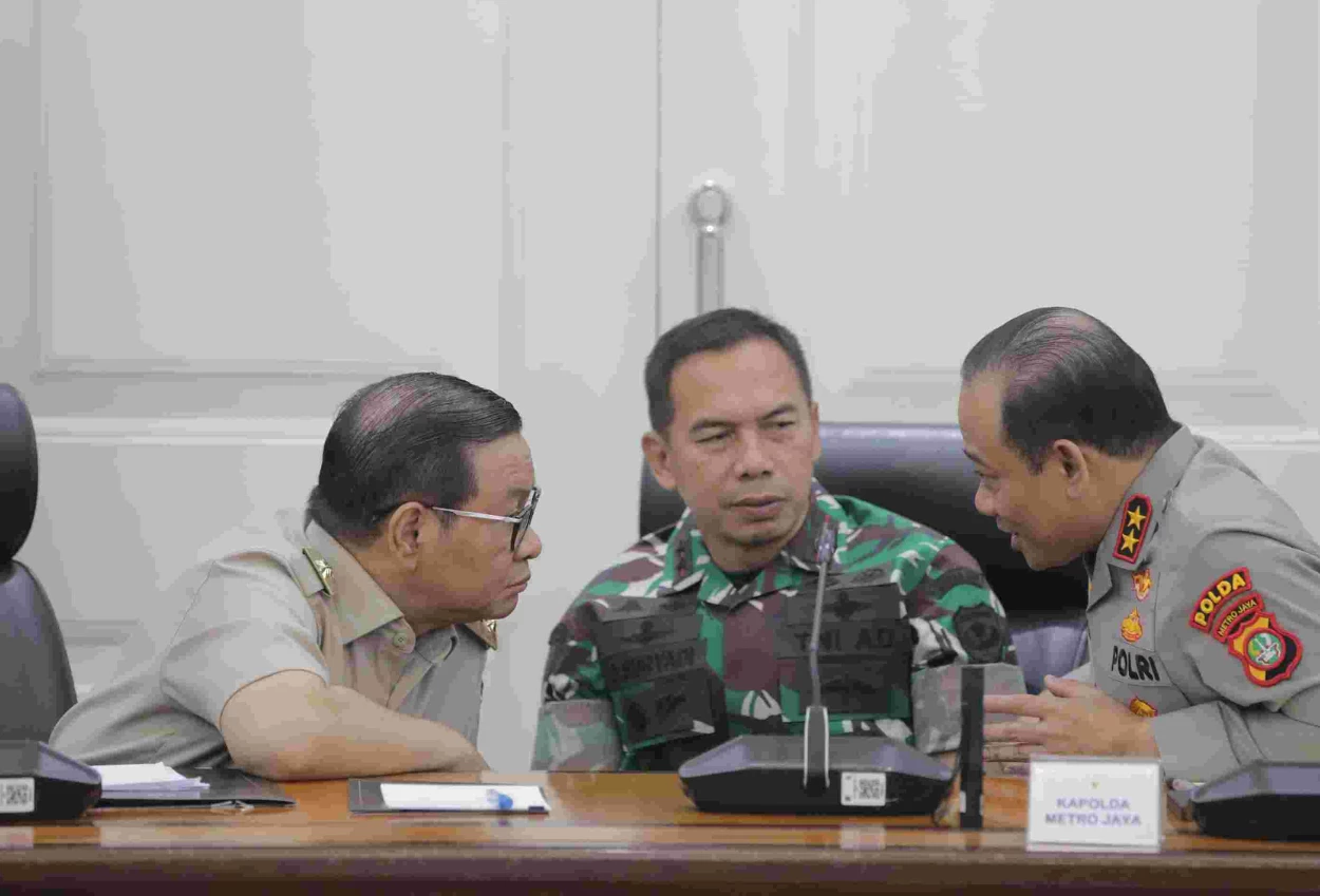 Pemprov jakarta gelontorkan rp55 m untuk perbaiki halte tj stasiun mrt rusak saat ricuh