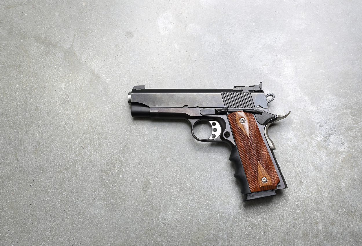 Pistol untuk tembak staf kbri zetro ternyata terdaftar milik polisi peru