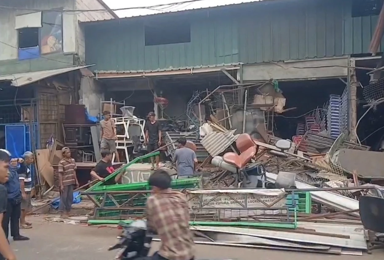 Polisi ungkap penyebab bus transjakarta hantam ruko di setiabudi