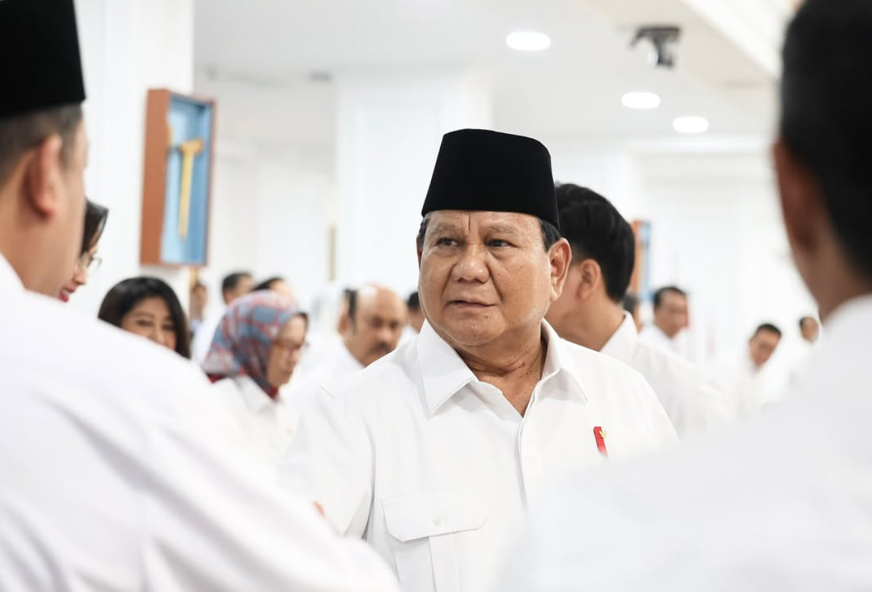 Prabowo batal ke china, ingin pantau masalah dalam negeri