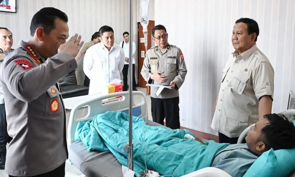 Prabowo minta polisi korban kisruh demo naik pangkat