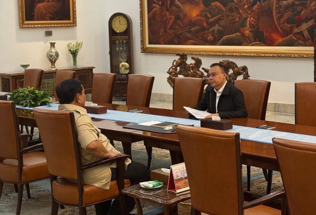 Prabowo dan sufmi dasco gelar pertemuan di istana, apa yang dibahas