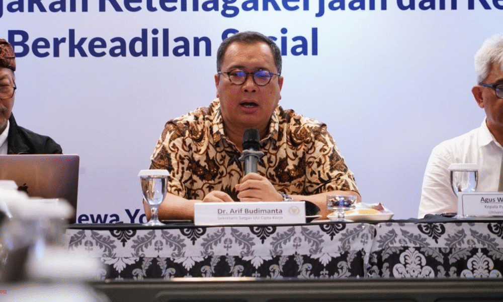 Profil arif budimanta, eks stafsus jokowi yang meninggal dunia