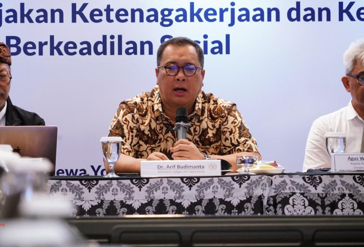 Profil arif budimanta, eks stafsus jokowi yang meninggal dunia