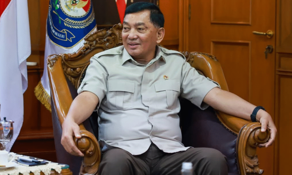 Profil sjafrie sjamsoeddin orang dekat prabowo yang rangkap 4 jabatan