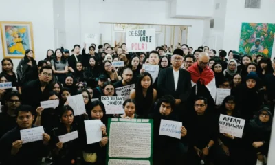 Ratusan wni di as dan australia gelar lilin dan doa untuk korban demonstrasi