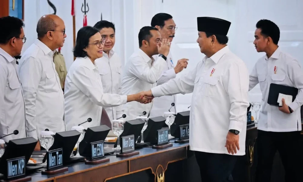Sri mulyani bagikan momen rapat kabinet merah putih usai rumah dijarah