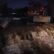 Tanggul karung pasir jebol di bintaro, banjir satu meter rendam ratusan rumah