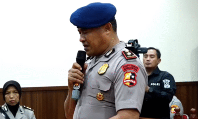 Tangis kompol cosmas pecah usai lindas ojol demi tuhan bukan ada niat mencelakai orang