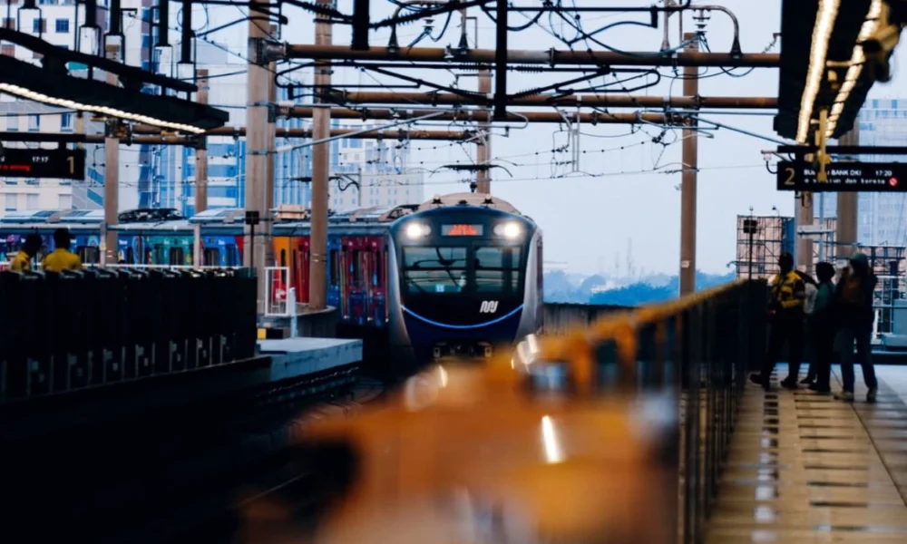 Tarif mrt jakarta cuma rp1, berlaku 31 agustus hingga 7 september