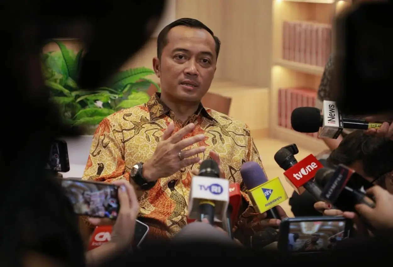 Terus makan korban, istana minta maaf atas keracunan massal program mbg