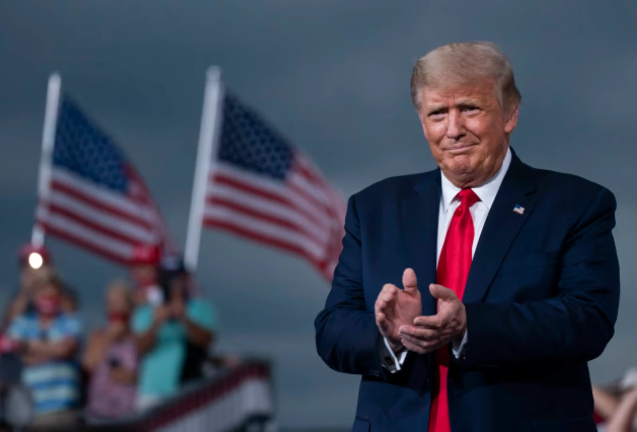 Trump naikkan biaya baru visa h 1b jadi rp1,6 miliar!