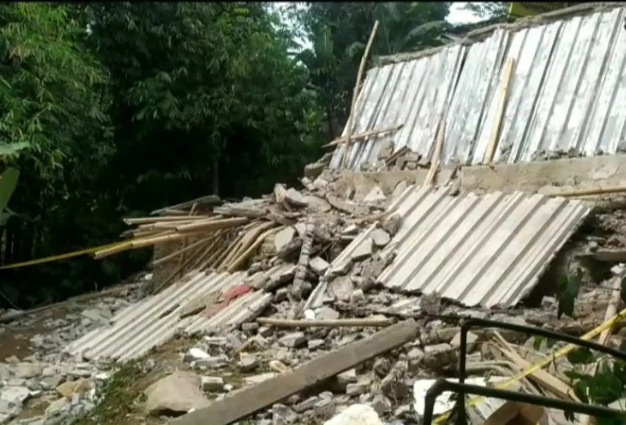 Update bangunan ambruk di bogor saat maulid nabi, 151 orang luka luka