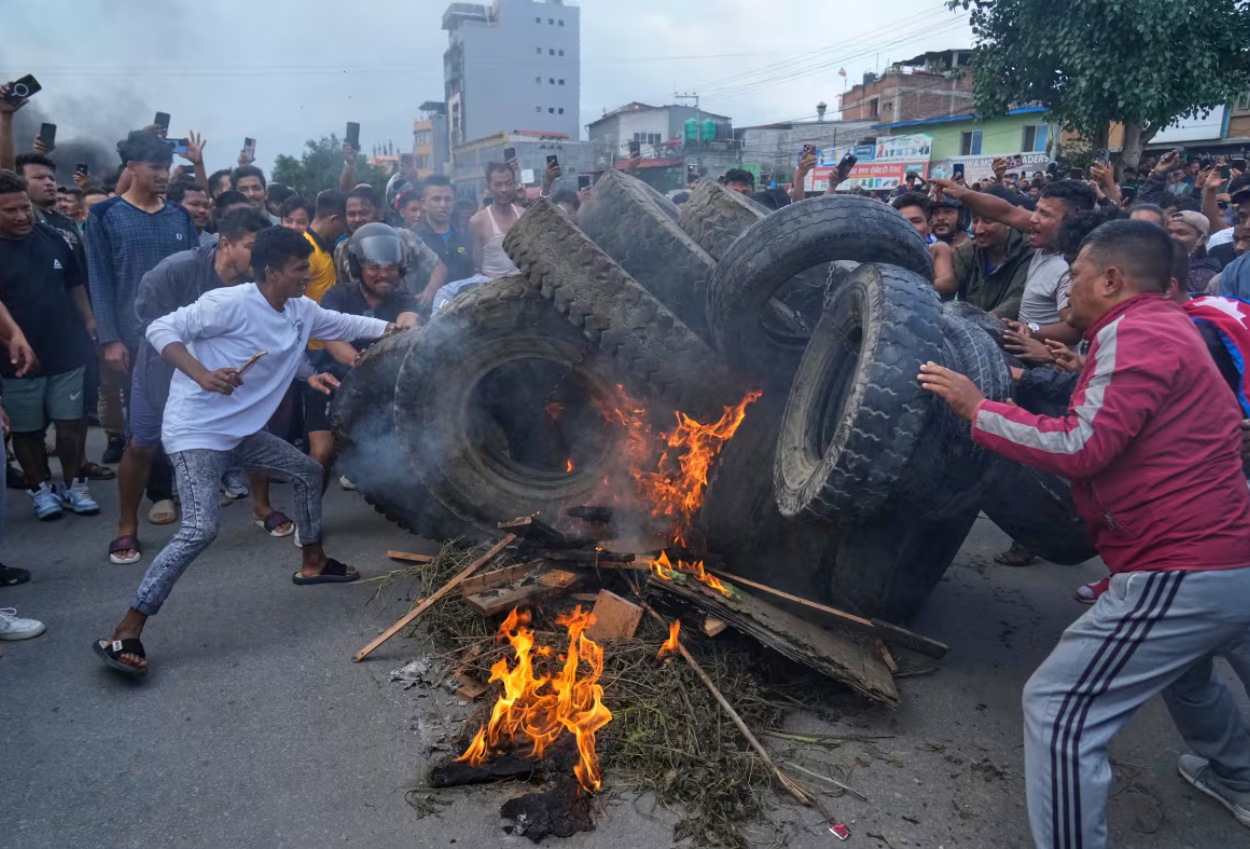 Update demo nepal 13.500 napi kabur, militer ambil alih kekuasaan