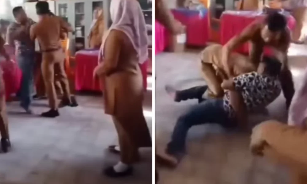 Viral! 2 guru sd di madina terlibat baku hantam hingga jatuh ke lantai