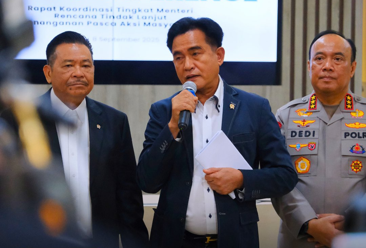 Yusril presiden siapkan keppres pembentukan tim reformasi polri