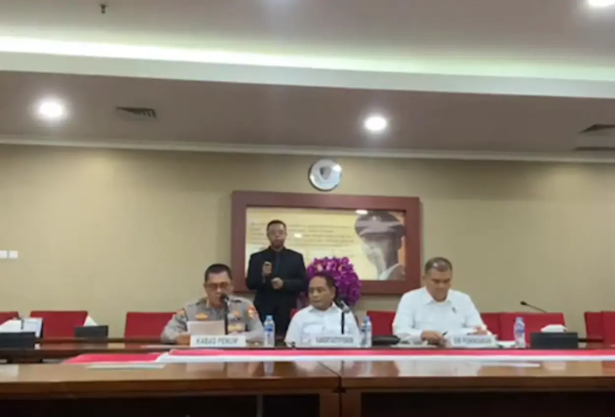 Adik jusuf kalla jadi tersangka kasus korupsi pltu kalbar, rugikan negara rp1,3 triliun