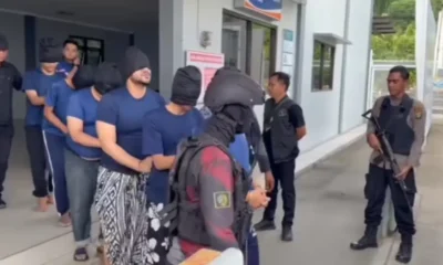 Ammar zoni dipindah ke nusakambangan, tangan diborgol dan mata ditutup!