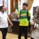 Andra soni undang makan siang kepsek dan siswa sman 1 cimarga, akhiri konflik dengan damai