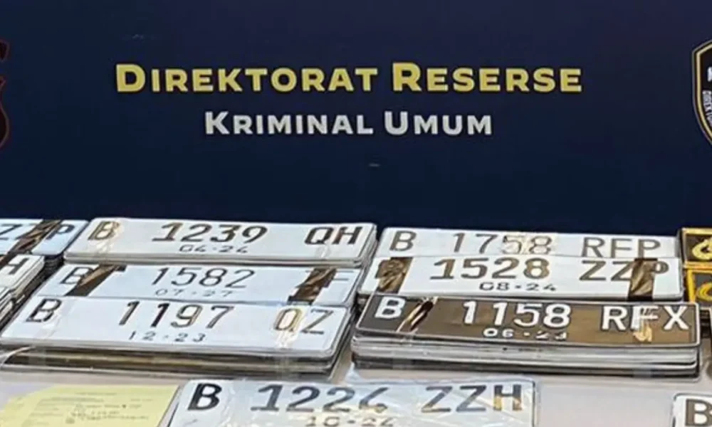Apa itu pelat zz nomor kendaraan pengganti rf buat pejabat