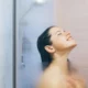 Bukan sekadar rileks! ini 7 manfaat mandi air hangat untuk jantung, otot, hingga kualitas tidur