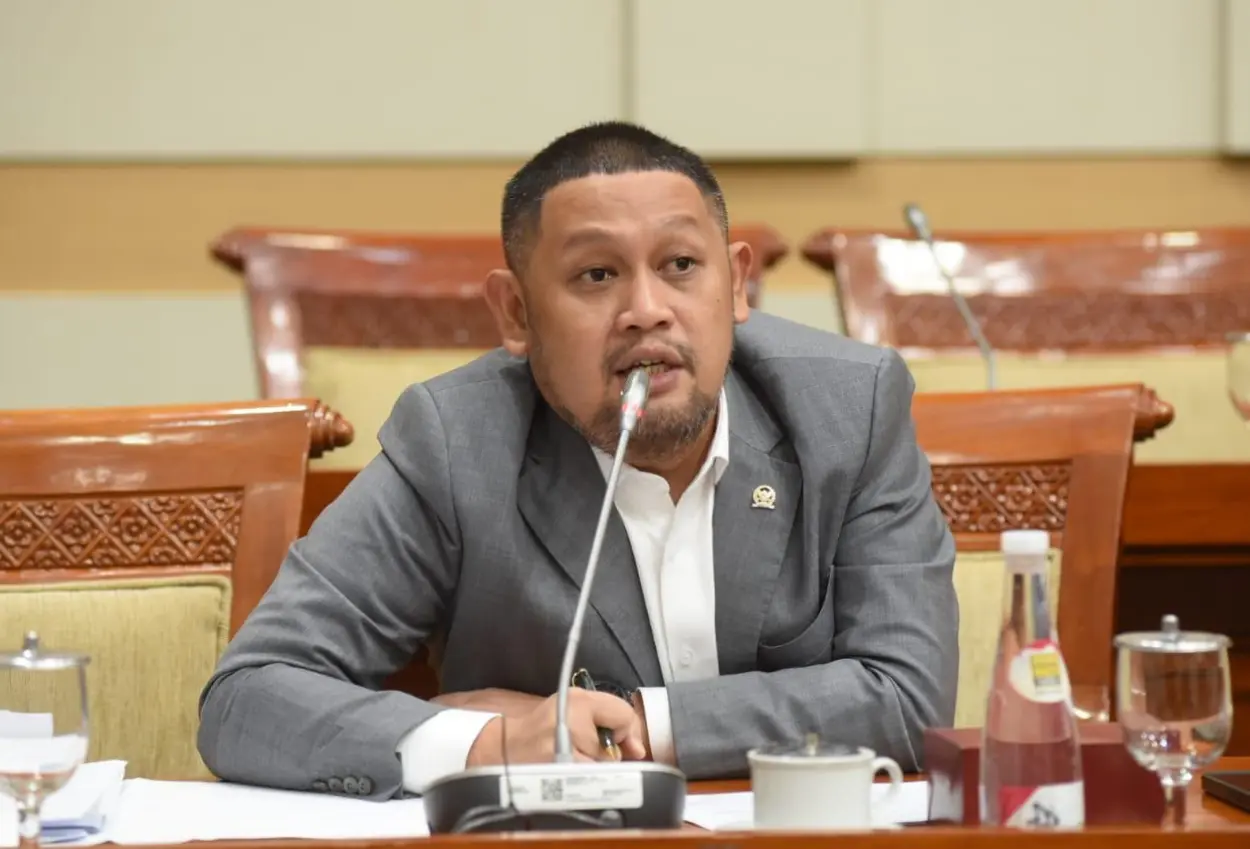 Dpr desak ojk buat hapus aturan tagih utang lewat debt collector