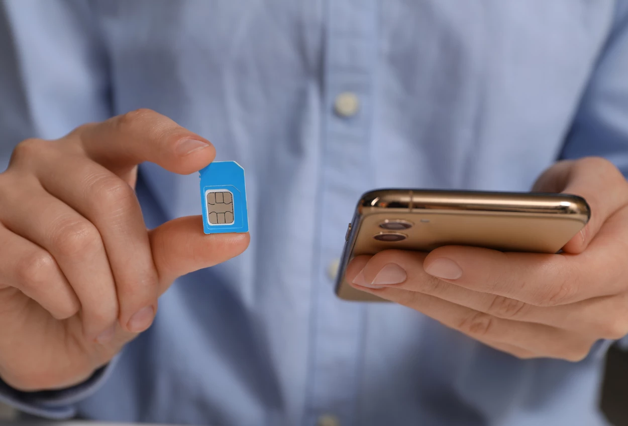 Didukung komdigi, telkomsel dan xlsmart kini bisa pindai wajah untuk registrasi sim card