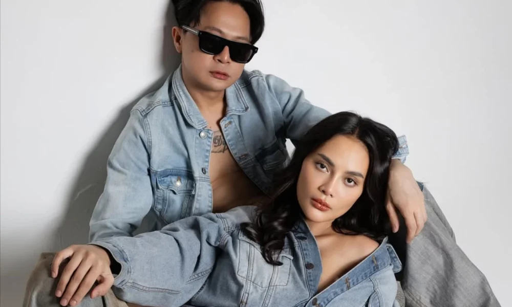 Erika carlina dilamar di atas panggung synchronize fest, dj bravy aku mau kamu jadi nyali terakhirku