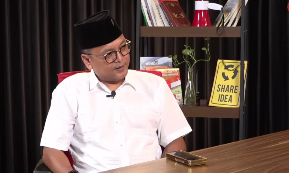 Guntur romli khawatir mahasiswa '98 dicap pengkhianat jika soeharto dapat gelar pahlawan nasional