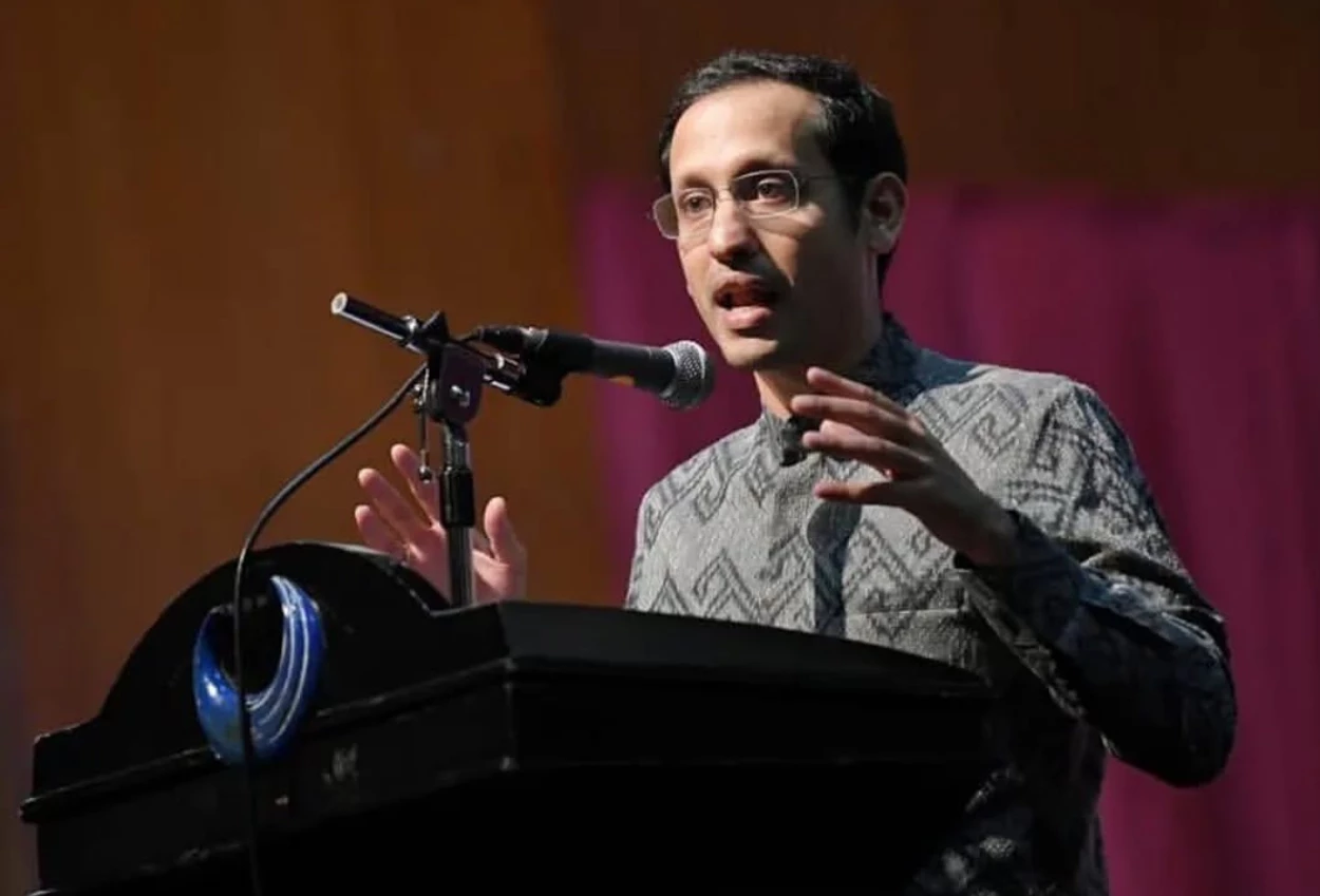Hotman paris minta nadiem dibebaskan saat sidang praperadilan penetapan tersangka tidak sah