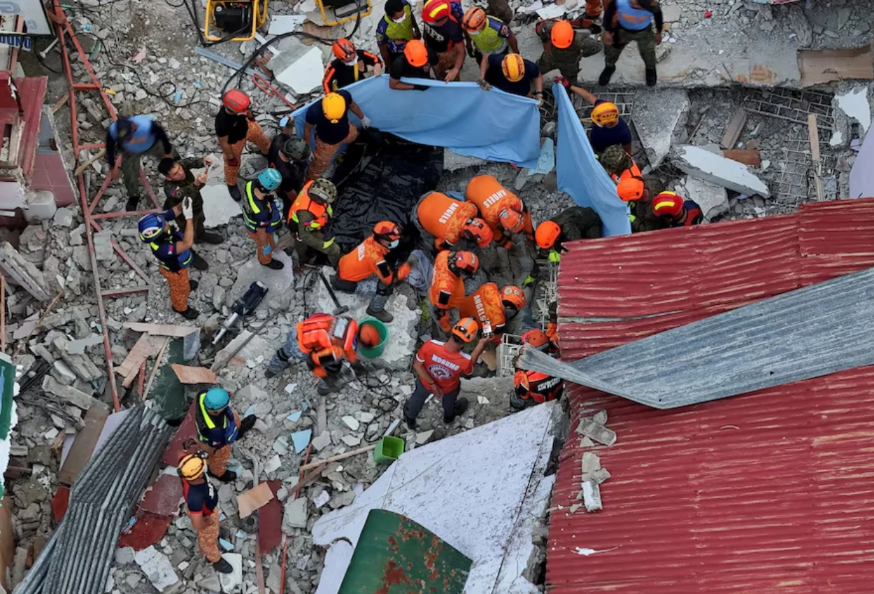 Korban tewas akibat gempa m 6,9 di filipina bertambah jadi 69 orang