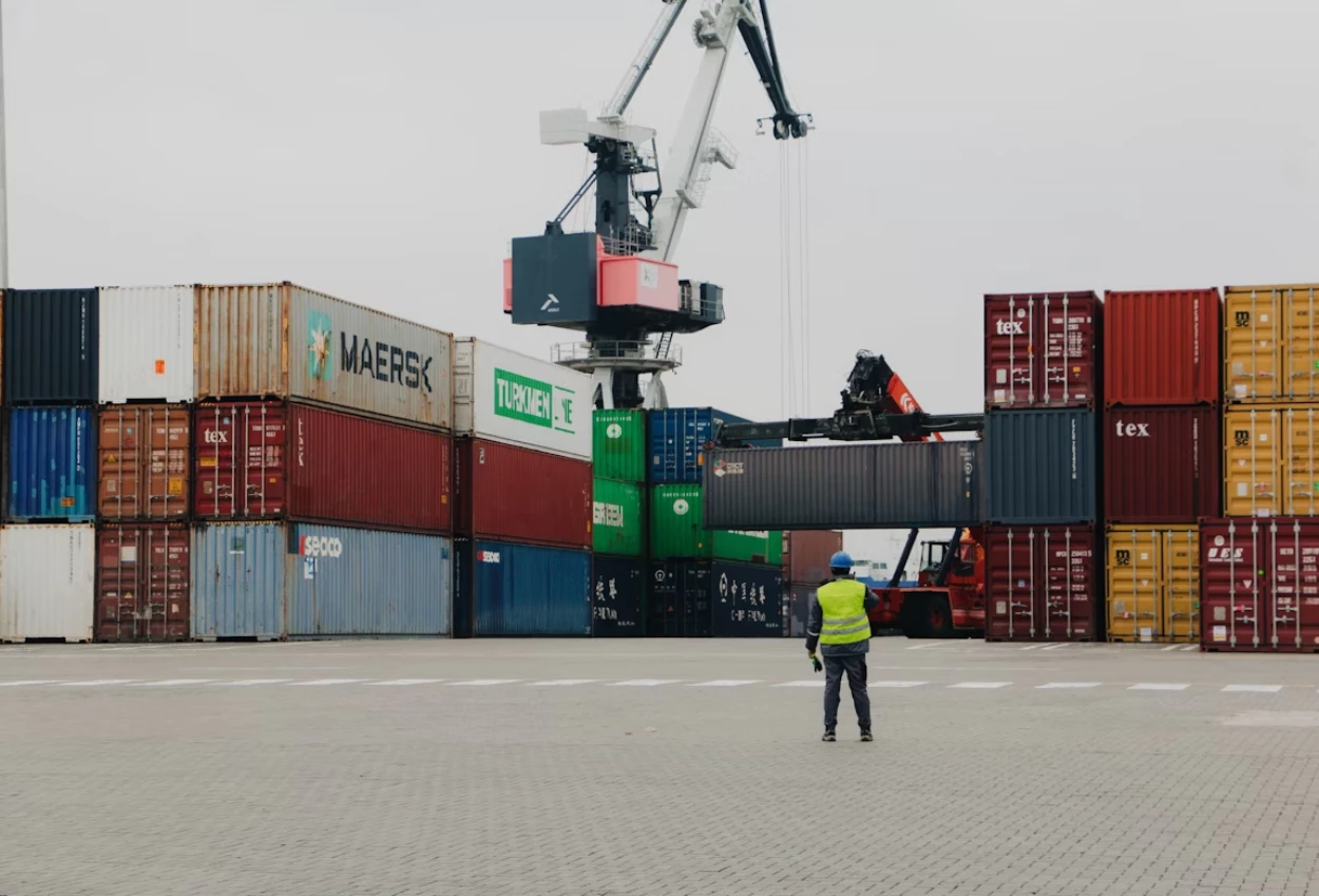 Mendag catat surplus perdagangan ri agustus 2025 capai usd 5,49 miliar