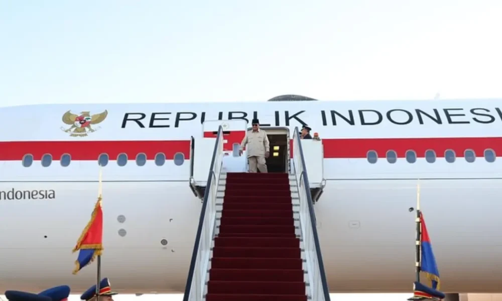 Menlu bantah kabar prabowo kunjungi israel usai hadiri ktt perdamaian gaza