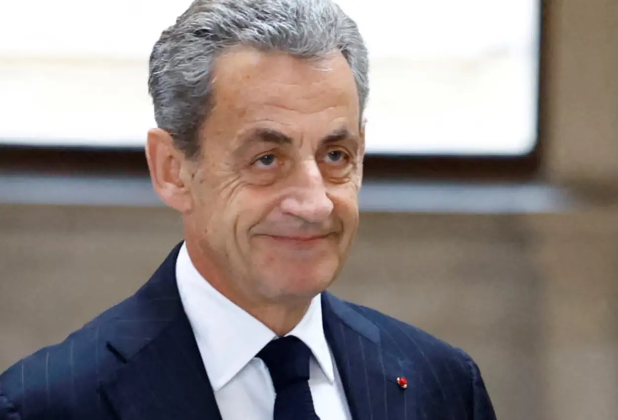 Nicolas sarkozy jadi kepala negara uni eropa pertama yang dijebloskan ke penjara