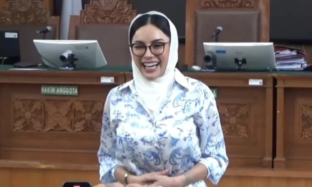 Nikita mirzani tegas tolak dakwaan dan tuntutan 11 tahun penjara dari jpu