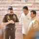 Prabowo dan purbaya saksikan “gunung uang” rp2,4 triliun hasil sitaan kasus korupsi cpo