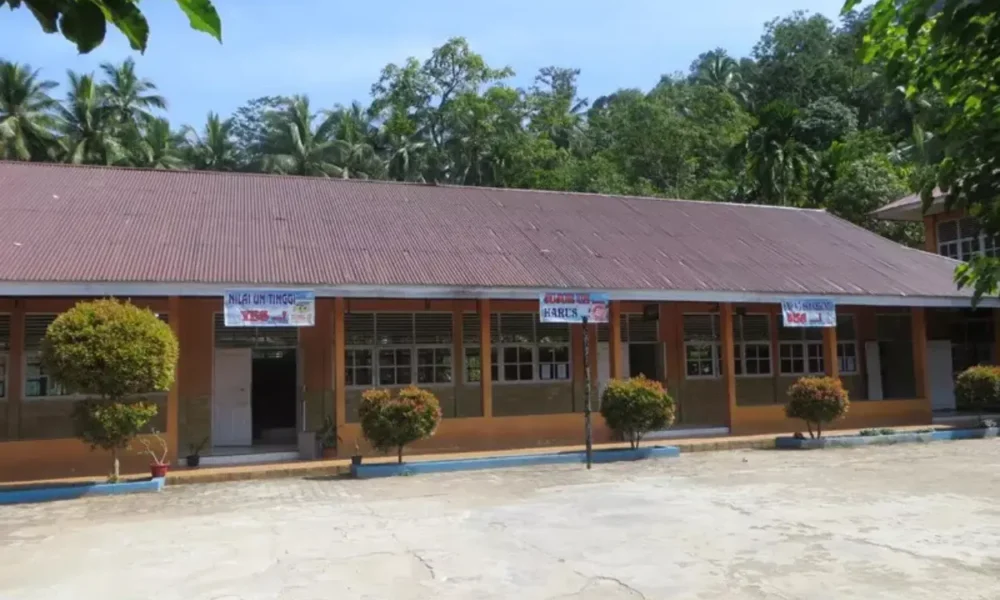 Sempat pimpin upacara, siswa smp di sawahlunto ditemukan tewas di kelas