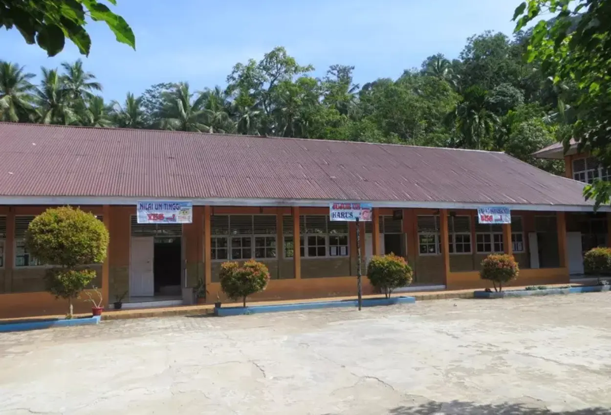 Sempat pimpin upacara, siswa smp di sawahlunto ditemukan tewas di kelas