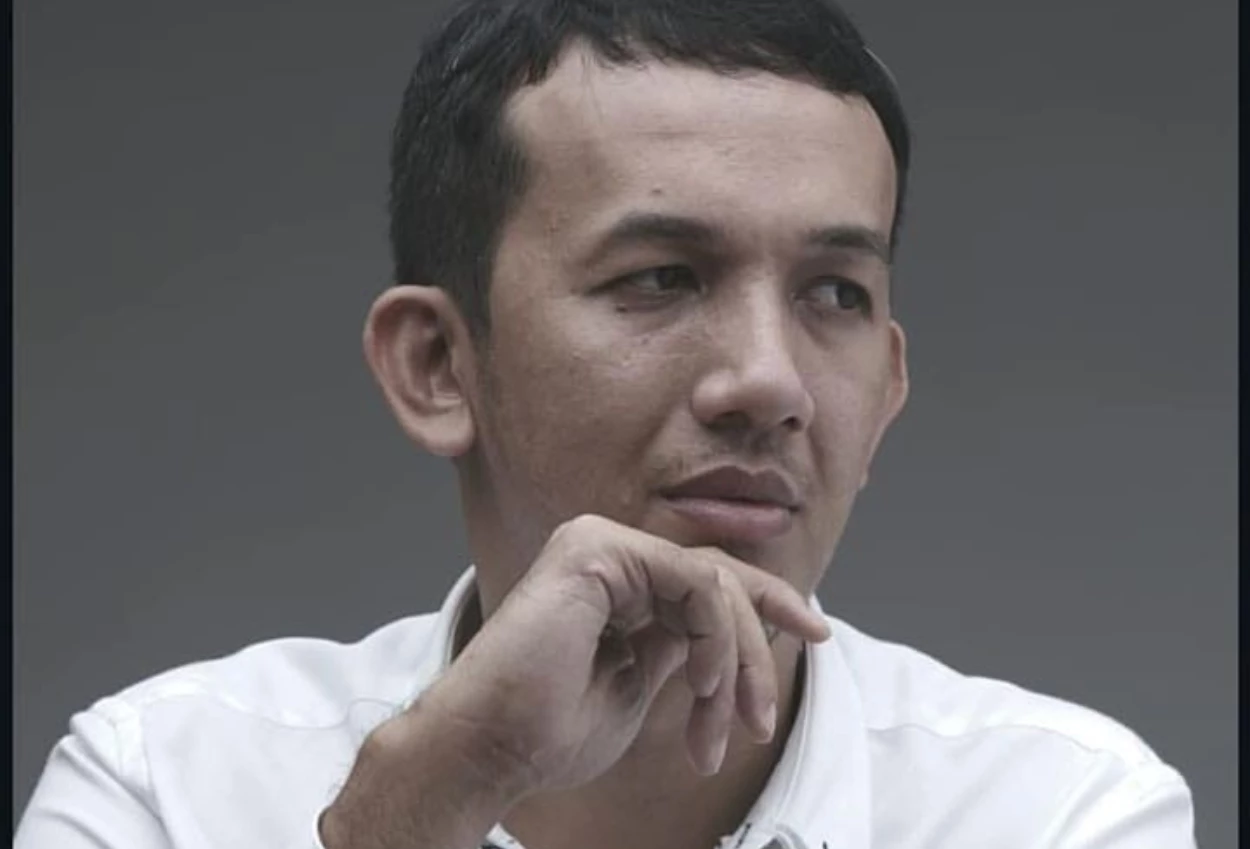 Tezar azwar, putra eks menteri pan rb azwar abubakar meninggal dunia akibat serangan jantung