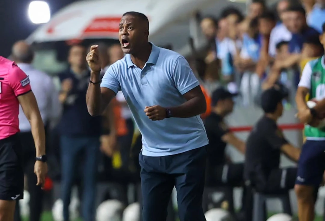Tiba di belanda usai timnas gagal lolos piala dunia, patrick kluivert tidak ada rencana jelas, saya tidak tahu