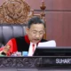 Tunjangan pensiun anggota dpr yang berasal dari apbn digugat ke mk