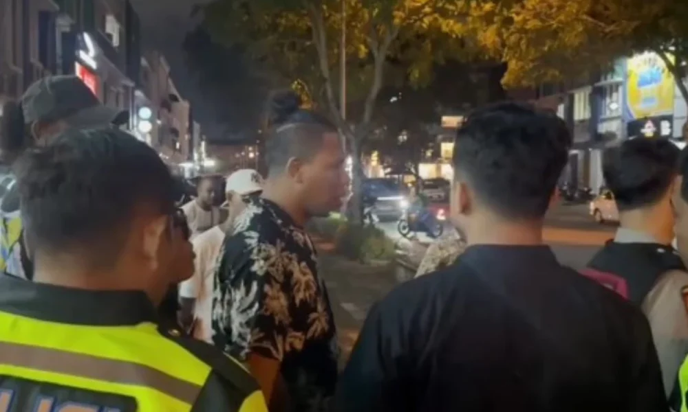 Viral! lagi dimediasi, debt collector di tangsel malah maki maki polisi