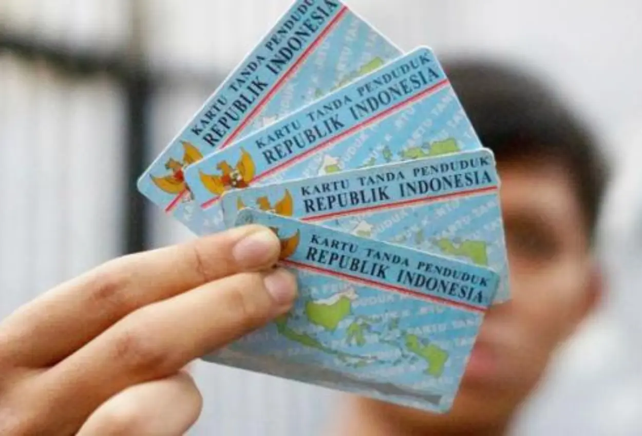 Viral! warga israel punya ktp cianjur, bupati itu palsu